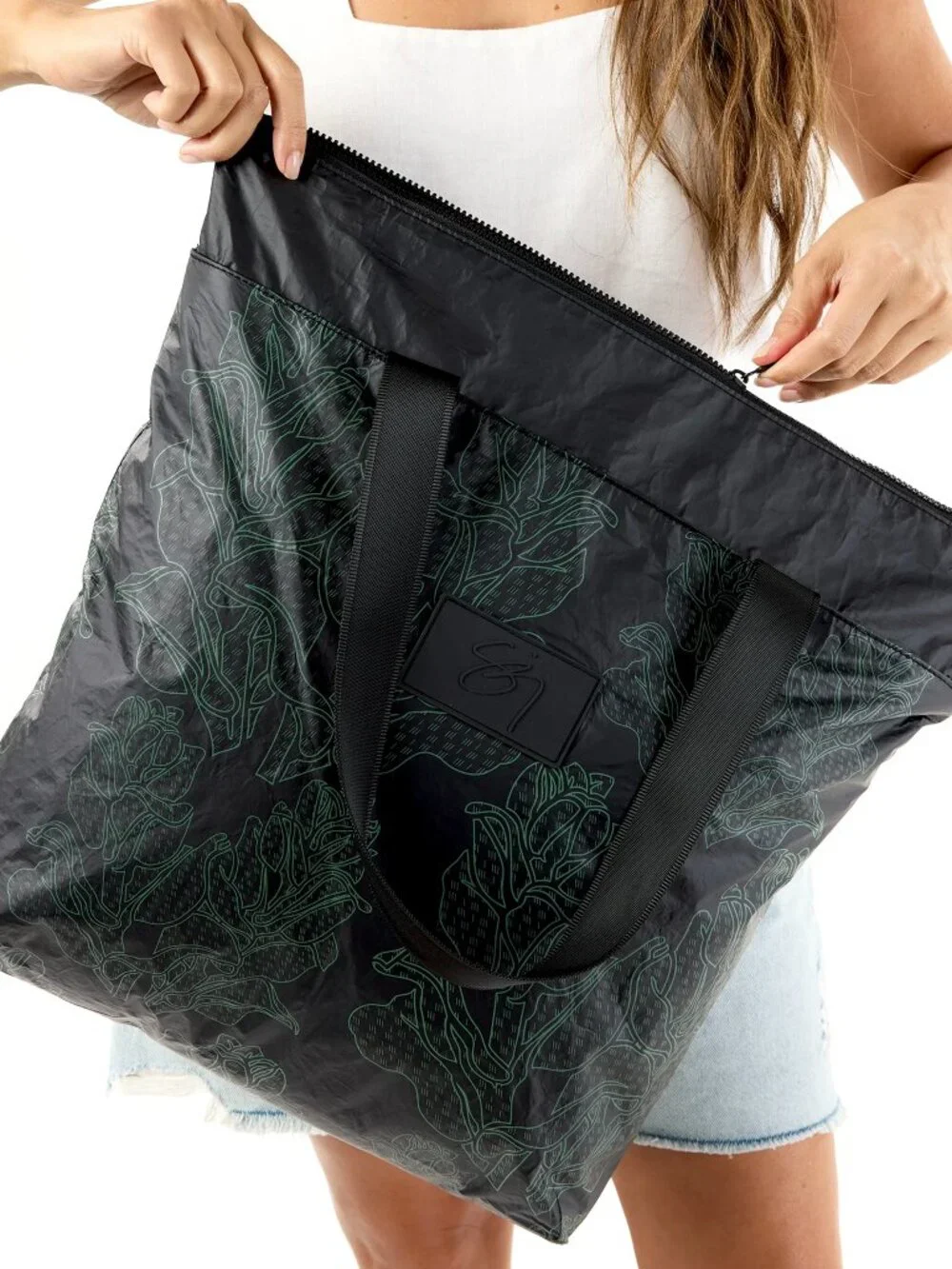 ALOHA Collection x Sig Zane—Day Tripper Tote—Limited Edition Leiha'a'akolea*NWT* - Picture 3 of 9